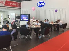 -弘仁宝佳比亚迪4S店(宝山旗舰店)