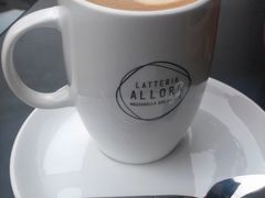 热拿铁-ALLORA意大利餐厅(丰盛里店)
