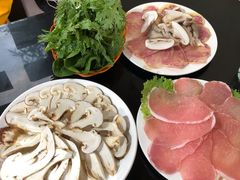 -藏味八珍特色火锅
