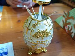 -米德维奇俄式西餐厅(西六道街店)