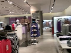 -ZARA(凯德乐峰广场店)