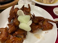 红烧乳鸽-君逸酒店·万寿宫(横岗店)