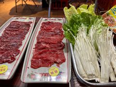 -沙胆彪炭炉牛杂煲(成都玉林店)