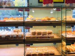 面包甜点陈列柜-新侨三宝乐面包店(崇文门店)