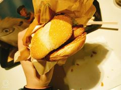 -麦当劳(七宝乐购店)