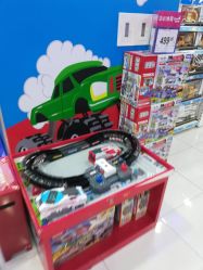 -玩具反斗城(正大广场店)