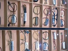 -目艮眼镜SHOWROOM(品牌集合店)