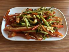 -顺溜·手工刀削面·黑金店(铜锣湾店)