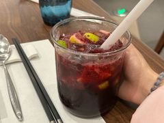 -港丽餐厅(正大店)