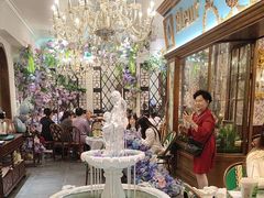 -秘密旅行Bonjour(黑金冠 江南西店)