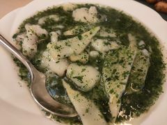 -新镇江酒家(南京西路店)