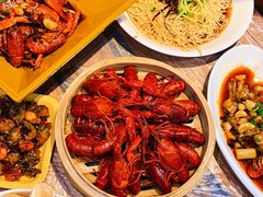 -霄汉牛三鲜湖北砂锅菜(万松园2店)