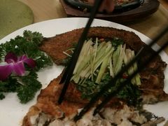 -香巴拉云南餐厅(华莱坞店)