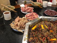 -九尺赵老四鲜鹅肠火锅