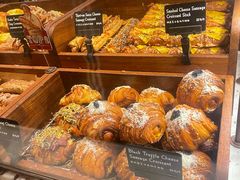 -BUTTERFUL&CREAMOROUS 黄油与面包(西单大悦城店)