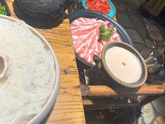 -老牌坊云南鱼豆花火锅(爱建店)