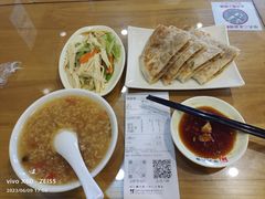 黑猪肉饼-华天二友居肉饼(宫门口店)