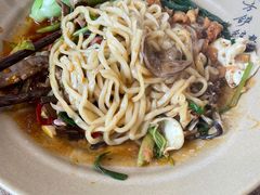 -方铲铲·成都板凳面(滨江银泰店)