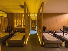 -涨巢·潮玩水疗局