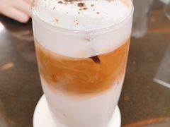 -上海滴水湖皇冠假日酒店