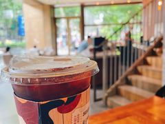 -星巴克臻选(南京艾尚天地店)