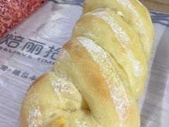 芒果面包-焙丽拾光(麦凯乐直营店)
