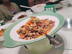 -绿草地·湘菜(悦方ID mall店)