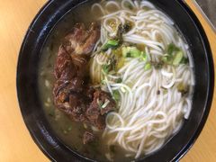 -花溪巷牛肉粉(泉城路店)