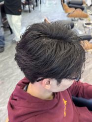 -藤野造型烫染·漂发