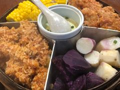 -黄桷树曹家私房菜(江与城店)