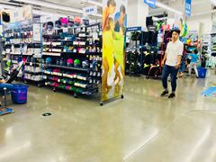 -迪卡侬(大英山店)