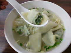 荠菜馄饨-朱新年·苏式汤团·面点(北寺塔店)