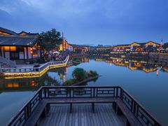 -茅山东方盐湖城景区