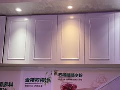 -肥肥虾庄·金牌油焖大虾(首义路店)