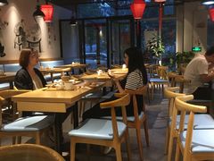 大堂-头壹号  羊汤·饸饹面·大油条(嘉华店)