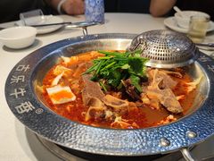 -老王全牛宴·鲜牛肉牛杂火锅(总店)
