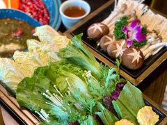 -吼堂老火锅(武汉 天地壹方南馆店)
