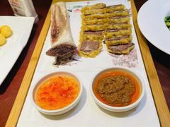 -胡记饭店(保工街店)