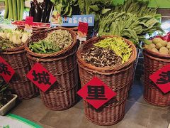 -鱼满舱·鲜活海鲜·正宗鲁菜