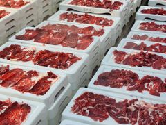 -来龍儿鲜切牛肉自助老火锅