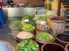 -湖南老灶台·生态农业餐饮(龙胜店)