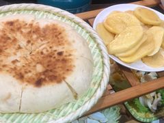 -有一锅·野生菌黑山羊腊排骨火锅(古城北门店)