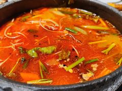 -贵府酸汤牛肉火锅·贵州老字号(飞山街店)