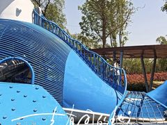 -滨河世纪广场公园