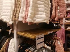 -优衣库(上海虹口龙之梦店)