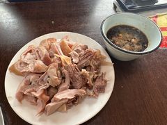 下水拼盘-金卯白肉罩火烧