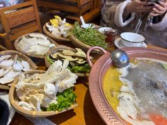 -民食香·腊排骨野生菌美食(木府店)
