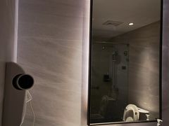 -白玉兰酒店(上海田子坊马当路地铁站店)