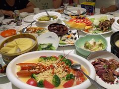 -沪华海鲜大酒楼(南汇店)