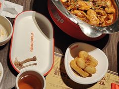 -胖哥俩肉蟹煲(上海悦荟广场店)